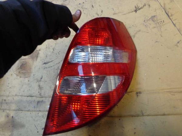 FEU ARRIERE DROIT MERCEDES - Vue 1